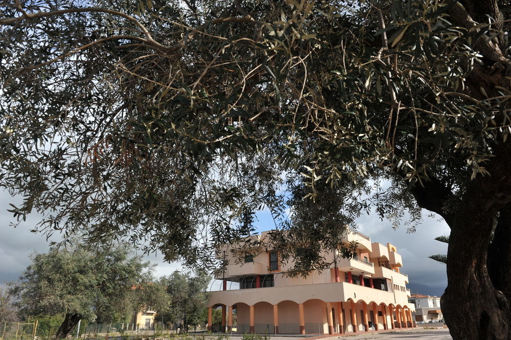 Residence Flora Paestum Esterno foto